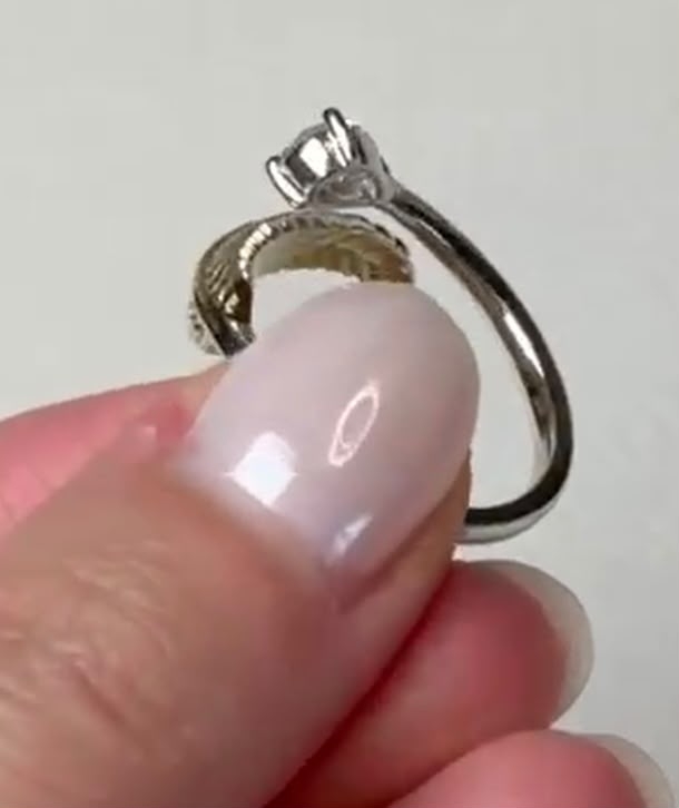 Self Photos / Files - Feather Ring with diamond 4